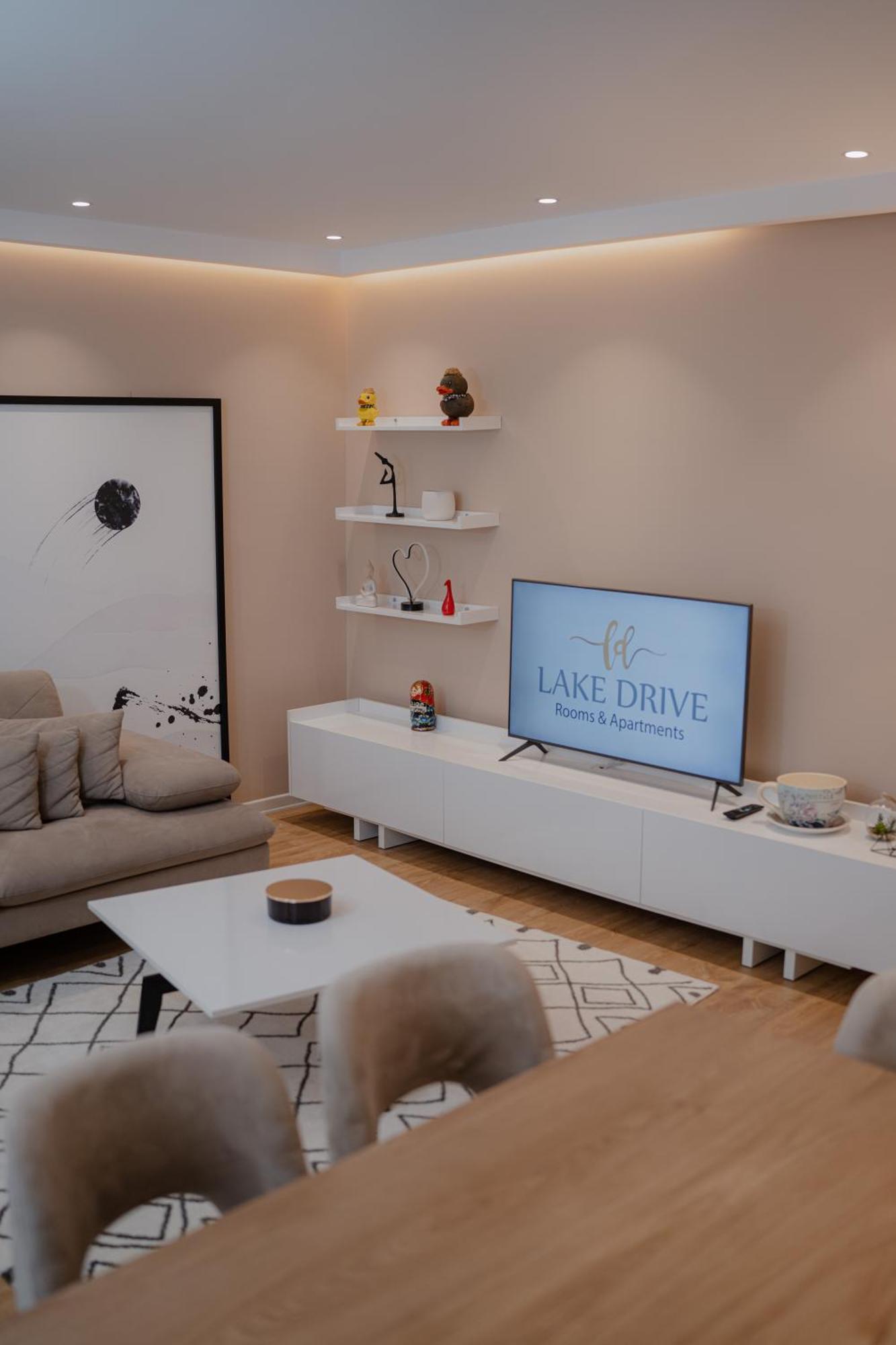 Lake Drive Rooms&Apartments Τίρανα Εξωτερικό φωτογραφία